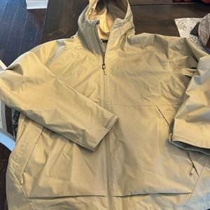 2XL north face lightweight jacket. Like new. Never worn